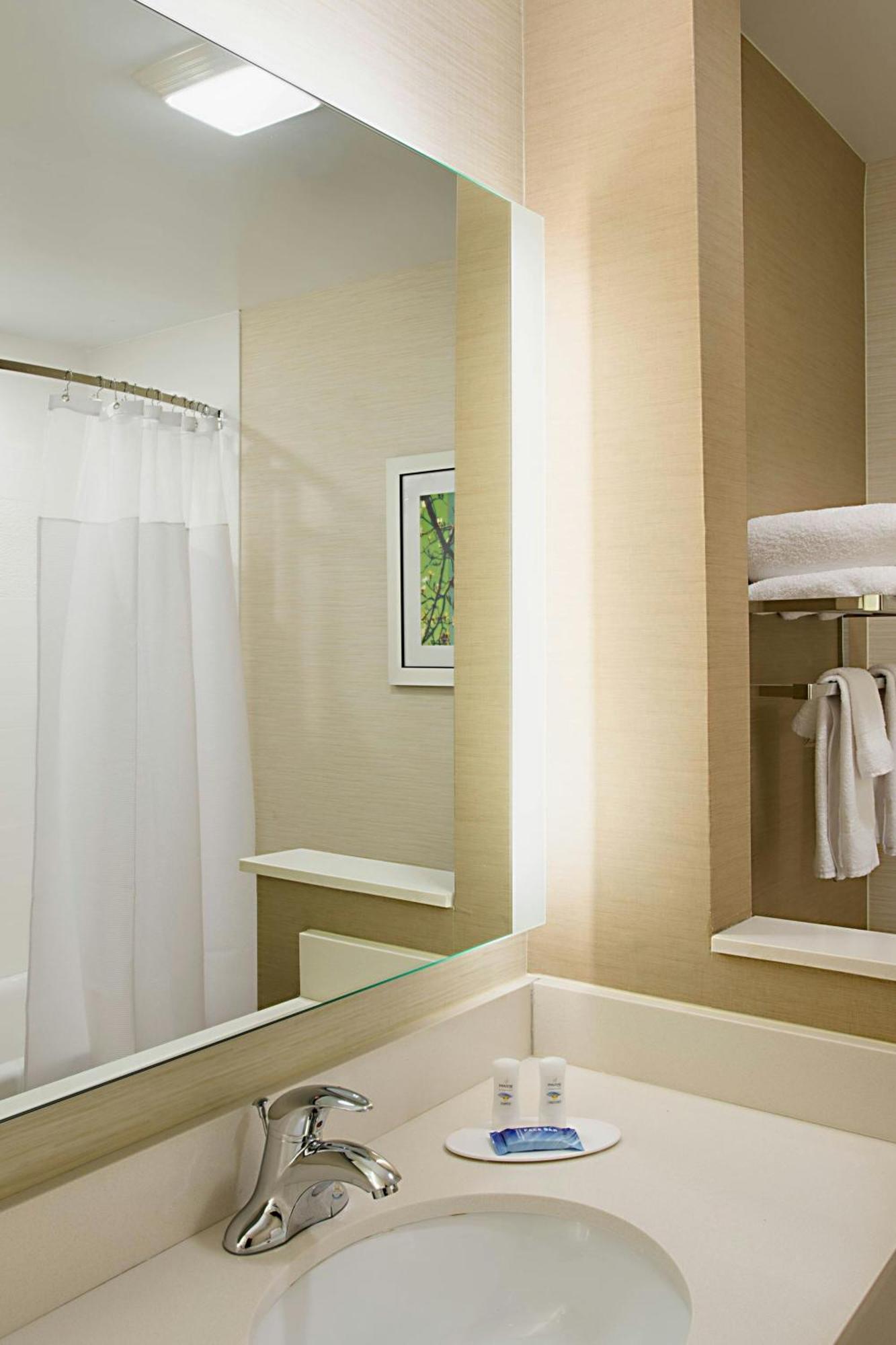 Fairfield Inn & Suites By Marriott Dallas West/I-30 Bagian luar foto