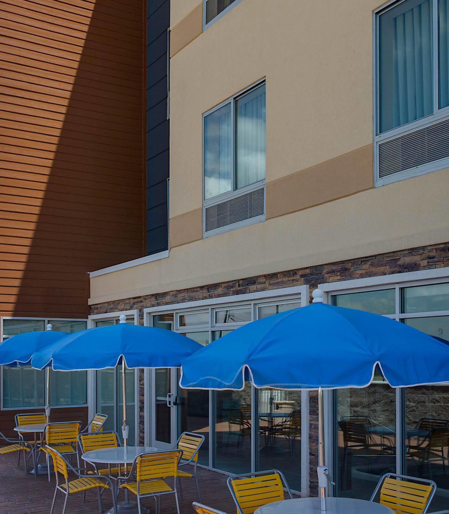 Fairfield Inn & Suites By Marriott Dallas West/I-30 Bagian luar foto